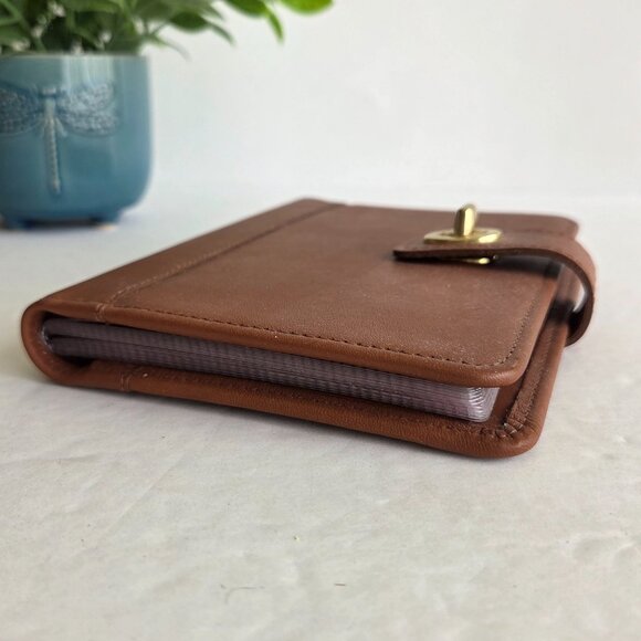 EUC Vintage Coach Pocket Photo Book with Turnlock (6915) in British Tan - Picture 5 of 10